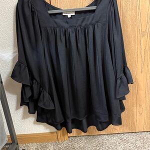 Eesome Black Flowy Ruffle Blouse